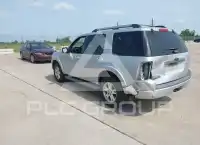 2010 Ford EXPLORER photo