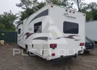 2010 Ford E-450 photo