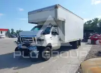 2010 Ford E-350 photo