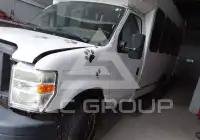2010 Ford E-350 photo