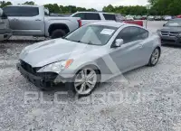 2010 Hyundai Genesis фото