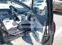 2010 Hyundai Accent фото