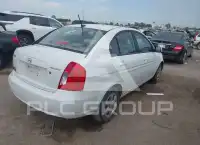 2010 Hyundai Accent фото