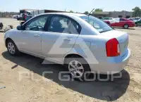 2010 Hyundai Accent photo