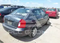 2010 Hyundai Accent photo
