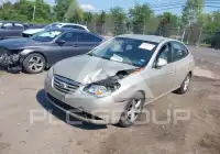 2010 Hyundai Elantra фото