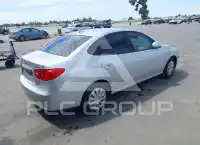 2010 Hyundai Elantra фото