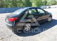 2010 Hyundai Elantra photo
