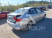 2010 Hyundai Elantra photo