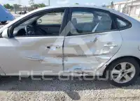 2010 Hyundai Elantra photo