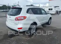 2010 Hyundai Santa Fe photo