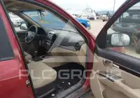 2010 Hyundai Santa Fe photo