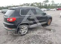 2010 Volkswagen Tiguan фото