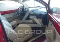 2010 Volkswagen BEETLE фото