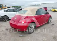 2010 Volkswagen BEETLE фото