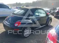 2010 Volkswagen BEETLE фото