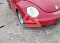 2010 Volkswagen BEETLE фото