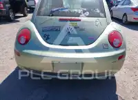 2010 Volkswagen BEETLE фото