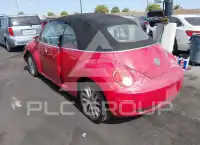 2010 Volkswagen BEETLE фото
