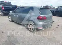 2010 Volkswagen GTI photo