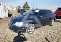 2010 Volkswagen Jetta photo