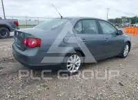 2010 Volkswagen Jetta photo