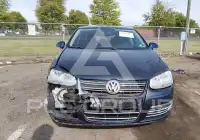 2010 Volkswagen Jetta фото
