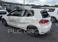 2010 Volkswagen GOLF photo