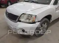2011 Mitsubishi ENDEAVOR photo