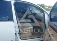 2011 Nissan ARMADA фото