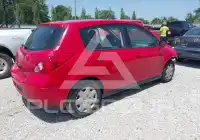 2011 Nissan VERSA photo