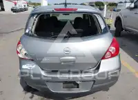 2011 Nissan VERSA фото