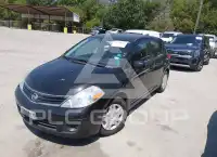 2011 Nissan VERSA photo