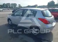 2011 Nissan VERSA фото