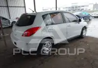 2011 Nissan VERSA photo