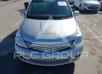 2011 Nissan VERSA фото