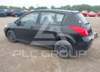 2011 Nissan VERSA photo