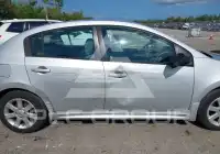 2011 Nissan SENTRA фото