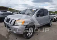 2011 Nissan TITAN фото