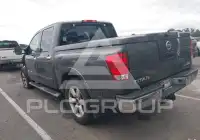 2011 Nissan TITAN фото