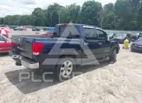 2011 Nissan TITAN фото