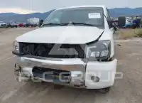 2011 Nissan TITAN photo