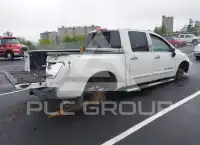 2011 Nissan TITAN фото