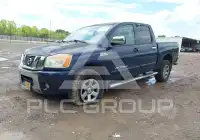 2011 Nissan TITAN фото