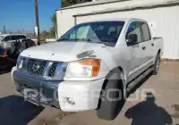 2011 Nissan TITAN фото