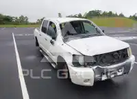 2011 Nissan TITAN фото