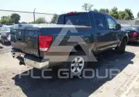 2011 Nissan TITAN фото
