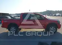 2011 Nissan TITAN фото