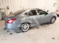 2011 Nissan MAXIMA фото