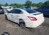 2011 Nissan MAXIMA photo